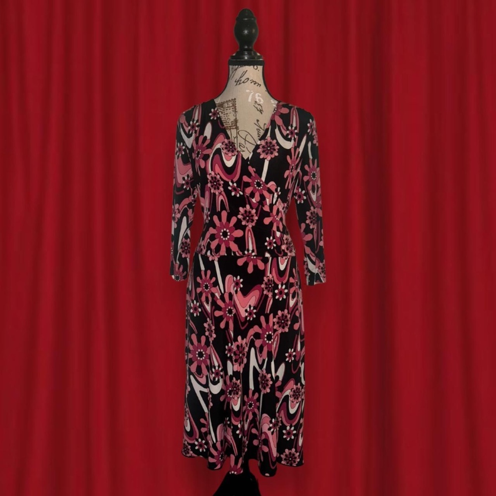 70s style printed wrap dress